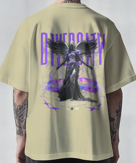 Camiseta Hidden Badge